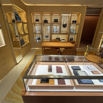 Hermes - Accessories Near Me - Wilmette, Illinois Hermes - Accessories Near Me - Wilmette, Illinois