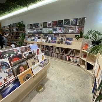 Lost Books - They even sell records! - Vinyl Records Near Me - Montrose, California Lost Books - They even sell records! - Vinyl Records Near Me - Montrose, California