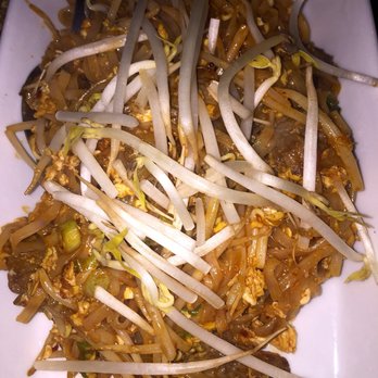Rock A Bangkok - Pad Thai with beef - Thai Near Me - Miami, Florida Rock A Bangkok - Pad Thai with beef - Thai Near Me - Miami, Florida