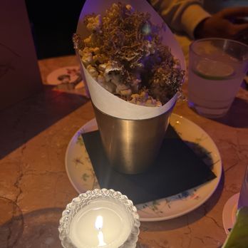 The Fleur Room - Truffle Popcorn - Lounges Near Me - New York, New York