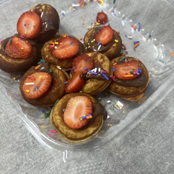 Canoe Creek Nutrition - Mini donuts - Juice Bars & Smoothies Near Me - St. Cloud, Florida Canoe Creek Nutrition - Mini donuts - Juice Bars & Smoothies Near Me - St. Cloud, Florida