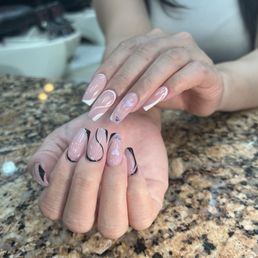 Cool nails by Jessica! Swirly, groovy design Cool nails by Jessica! Swirly, groovy design