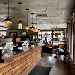 Village Pizzeria - Inside