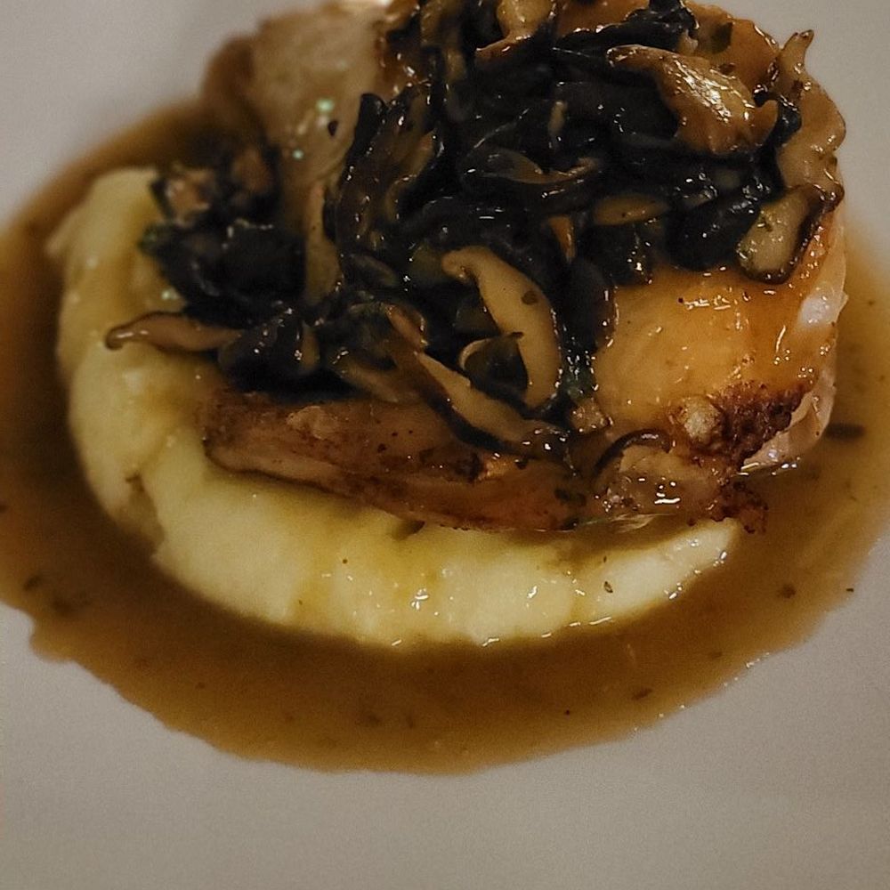 The Lively - 1⁄2 ROASTED CHICKEN King Trumpet Mushrooms, Pommes Purée, Spanish Sherry Vinegar - New American Near Me - Boise, Idaho The Lively - 1⁄2 ROASTED CHICKEN King Trumpet Mushrooms, Pommes Purée, Spanish Sherry Vinegar - New American Near Me - Boise, Idaho