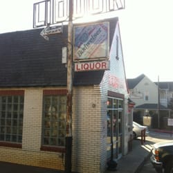 Dickson Street Liquors - DSL