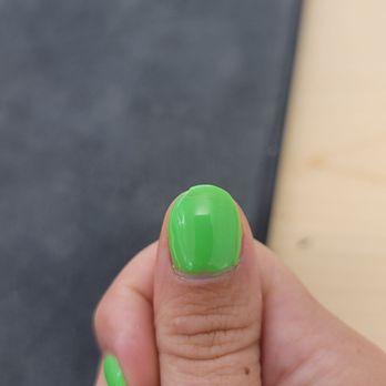 Tracy's Nails - Uneven lines, cracking and chipping. - Nail Salons Near Me - Capitola, California Tracy's Nails - Uneven lines, cracking and chipping. - Nail Salons Near Me - Capitola, California