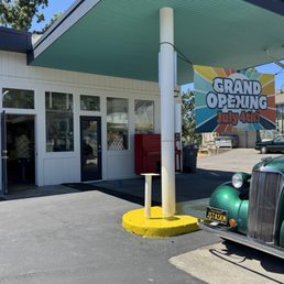 Exterior photo of Retro Chic - Forestville, California Exterior photo of Retro Chic - Forestville, California