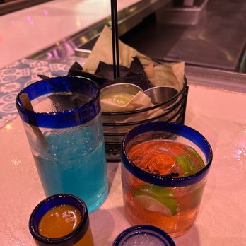Cantina Catrina - Miami - Long Island Blue Iced tea, Vodka Cranberry with lime, 2 Margarita shots and chips and salsa on the house!! - Mexican Near Me - Miami, Florida