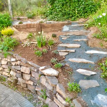 Randall Ray Designs - a stone path in a garden - Landscaping Near Me - Santa Cruz, California Randall Ray Designs - a stone path in a garden - Landscaping Near Me - Santa Cruz, California