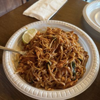 LoveMama - Pad Thai - Thai Near Me - New York, New York LoveMama - Pad Thai - Thai Near Me - New York, New York