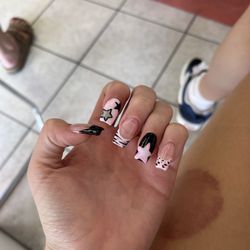 Bebee Nails & Spa - Beautiful nails