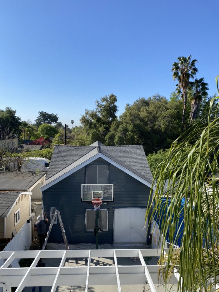 Slide of Arana Roofing