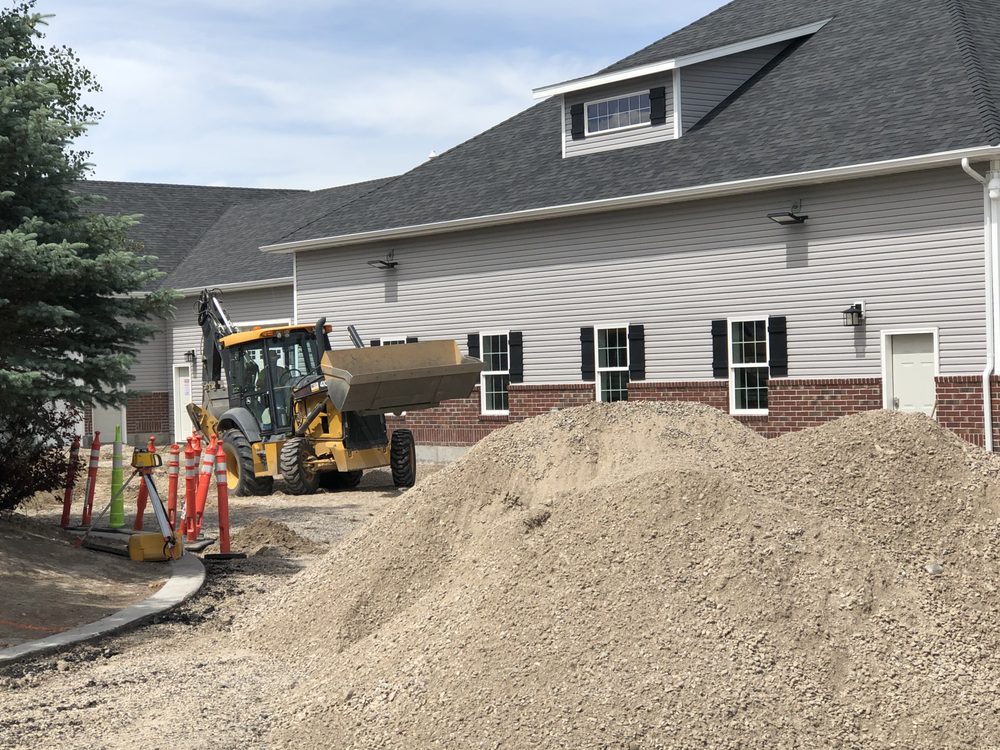 MATT SOMMER CONSTRUCTION Updated April 2024 24 Photos 2864 N