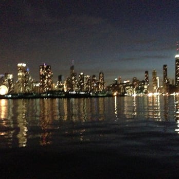 Offshore Adventures - End of sunset cruise, Chicago skyline - Boating Near Me - Chicago, Illinois