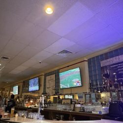 Conte’s Pizza and Bar - Bar