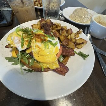 The Mason Jar Cafe - BLT Benedict Toast w/Potatoes - Breakfast & Brunch Near Me - Benton Harbor, Michigan The Mason Jar Cafe - BLT Benedict Toast w/Potatoes - Breakfast & Brunch Near Me - Benton Harbor, Michigan