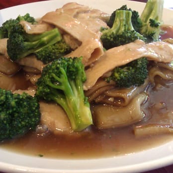 Urban Vegan - Radd Narh w/ Soy Chicken - Vegan Near Me - Chicago, Illinois