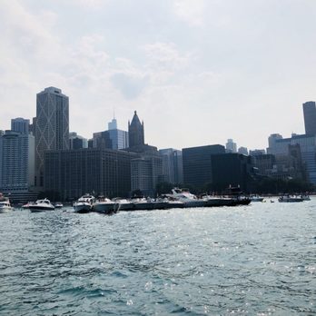 Chicago Boating Hub - Boating Near Me - Chicago, Illinois