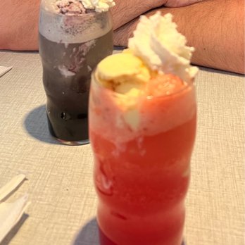 Pop's Ice Cream & Soda Bar - Lemon ice cream with strawberry soda, and blackberry swirl ice cream with black raspberry soda - Ice Cream & Frozen Yogurt Near Me - Roanoke, Virginia