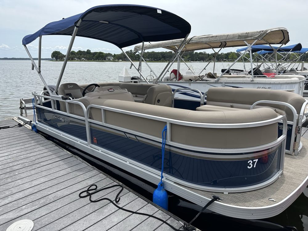 Adventure Boat Share - Lake Dora Logo