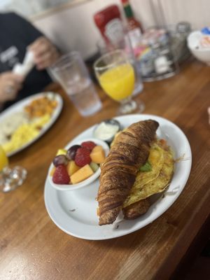 Makai Cafe by null
