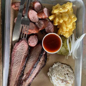 Que Zeen Barbecue Cuisine - 2 meat plate - Barbeque Near Me - Ingram, Texas Que Zeen Barbecue Cuisine - 2 meat plate - Barbeque Near Me - Ingram, Texas