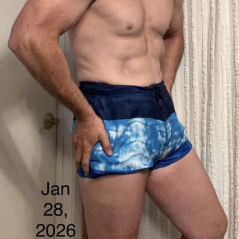 Palm Beach Tan - One day after Versa - Dark Venetian spray tan. - Spray Tanning Near Me - Irvine, California