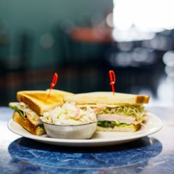 Boba Cafe & Cabaret - Turkey Club