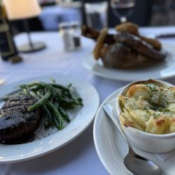 Rick's Chophouse - Filet and au gratin