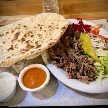 Reyna - Lamb doner plate. With tzatziki and spicy harissa?! - Turkish Near Me - Dublin 2, D