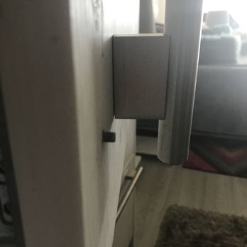 Italkraft - Screw is only 1/4 inch long - Kitchen & Bath Near Me - Doral, Florida