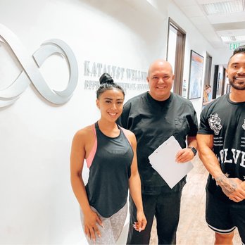 Katalyst Wellness - With Dr. Seth Camhimd reviewing our lab results! Going over our next fitness goals and how to optimize our results! - Medical Spas Near Me - San Diego, California