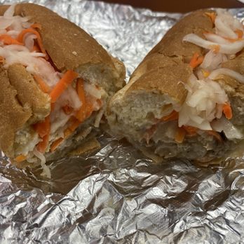 Diem 99 Cafe - BBQ Pork Banh Mi, no cilantro, no cucumber. Fabulous! - Vietnamese Near Me - Honolulu, Hawaii