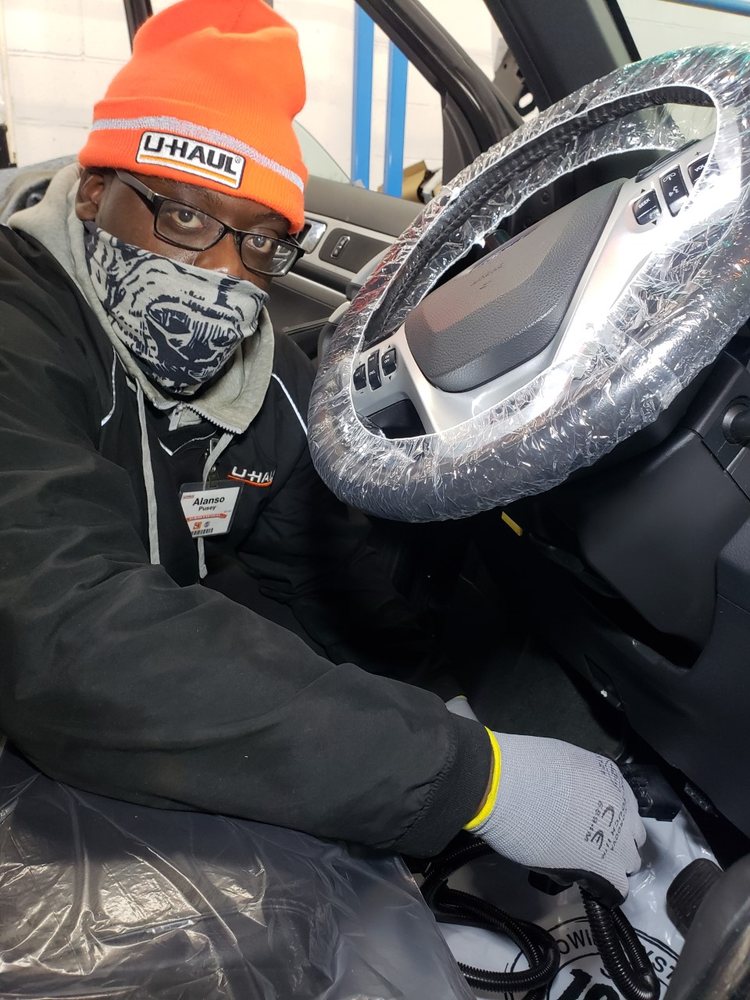 UHAUL TRAILER HITCH SUPER CENTER OF FLUSHING 10 Photos 3628