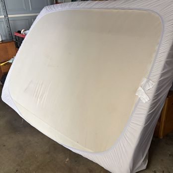 Junk Master - My old mattress queen size - Junk Removal & Hauling Near Me - North Hollywood, California Junk Master - My old mattress queen size - Junk Removal & Hauling Near Me - North Hollywood, California