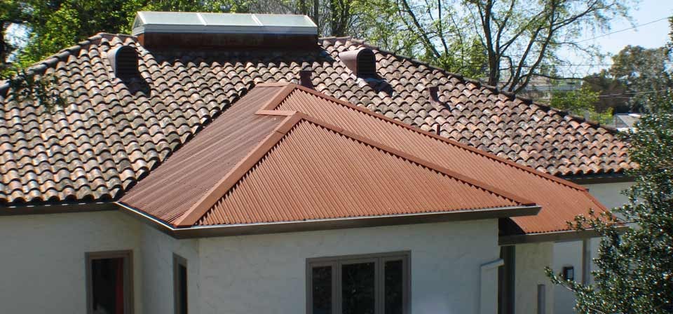 Slide of Ridgeline Roofing