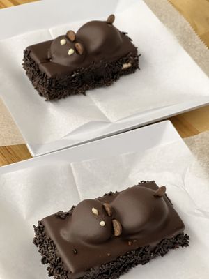 Plus Cafe by null