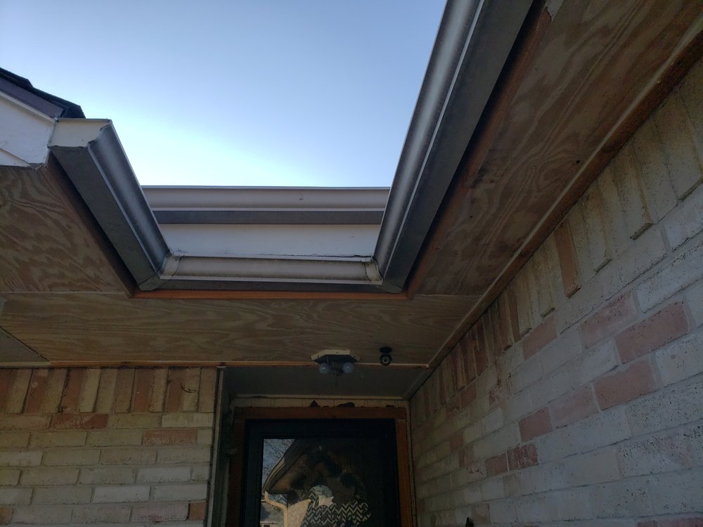 HOUSER ROOFING Updated August 2024 45 Photos 201 2nd St, Sealy, Texas Roofing Phone