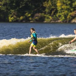 Kirby's School of Wake - Doubles wakesurfing