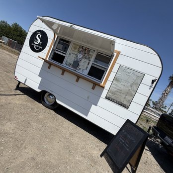 The Salted Cafe - The truck - Food Trucks Near Me - Tracy, California The Salted Cafe - The truck - Food Trucks Near Me - Tracy, California