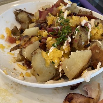 Syrup - Aurora - Loaded potatos - Breakfast & Brunch Near Me - Aurora, Illinois Syrup - Aurora - Loaded potatos - Breakfast & Brunch Near Me - Aurora, Illinois