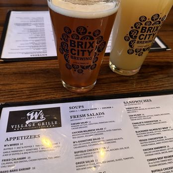W’s Village Grille - Cape May pumpkin beer and Gear Block beer - Bars Near Me - Waldwick, New Jersey