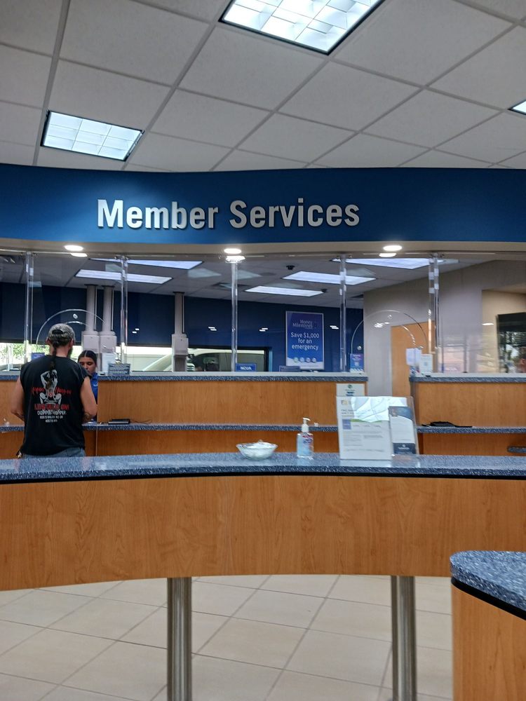 FAIRWINDS CREDIT UNION Updated October 2024 800 E State Road 434, Longwood, Florida Banks