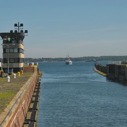 Schleuse Holtenau