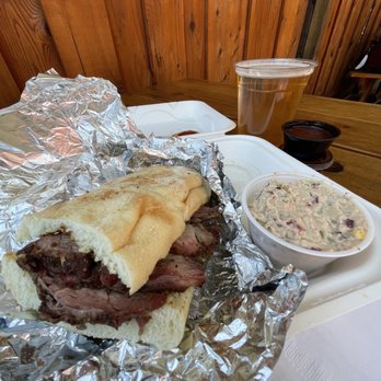Trail Dust BBQ - A fantastic quick lunch. Tri tip sandwich, potato salad, and beer. They have outdoor seating. - Barbeque Near Me - Morgan Hill, California