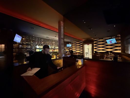 Fire & Oak - Montvale by null