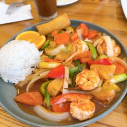L11. SWEET AND SOUR (with shrimp) $14.95