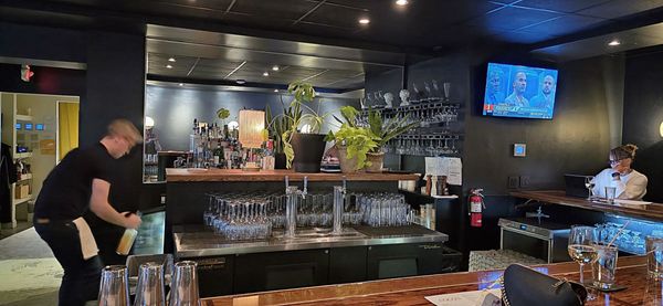 Coco's Bistro by null