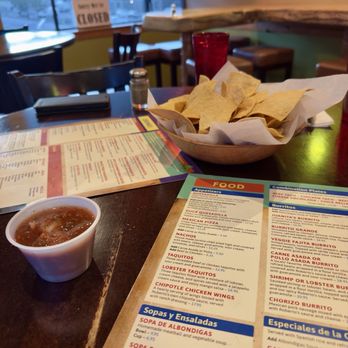 Roberto's Cafe - Chips, salsa - Mexican Near Me - Mammoth Lakes, California Roberto's Cafe - Chips, salsa - Mexican Near Me - Mammoth Lakes, California