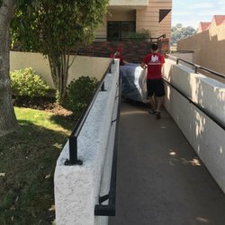 West Coast Movers Co - They moving my couch